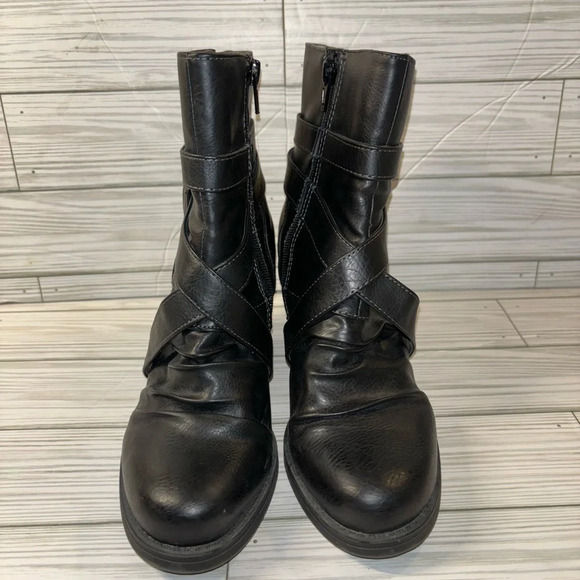 Natural Soul Chunky Heel Ankle Boots with Buckles - Picture 1 of 9